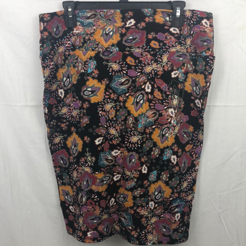 Large Lularoe Cassie skirt multi colors Paisley